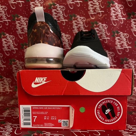 nike air max motion 2 black white barely rose